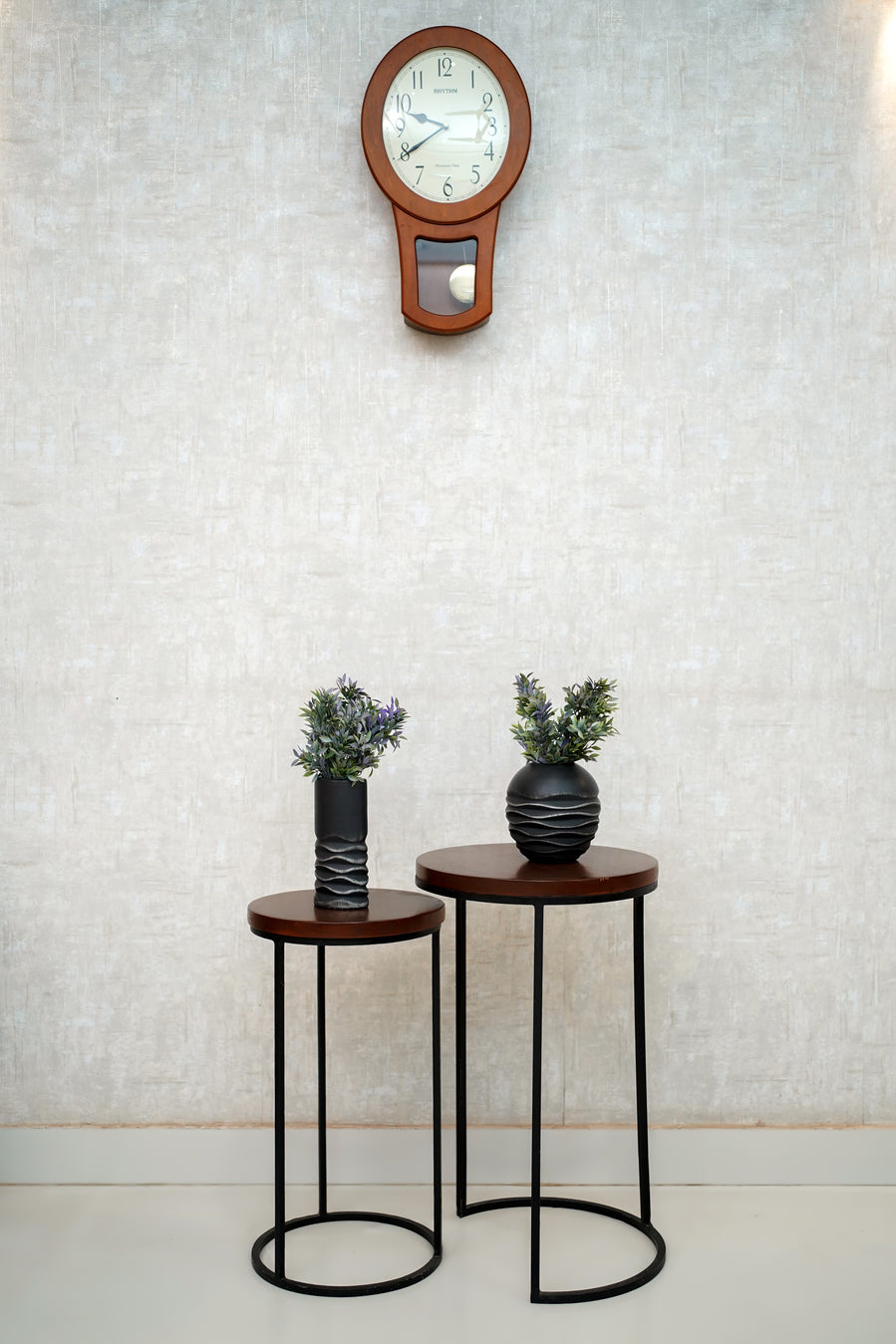 Sleek Round Tables
